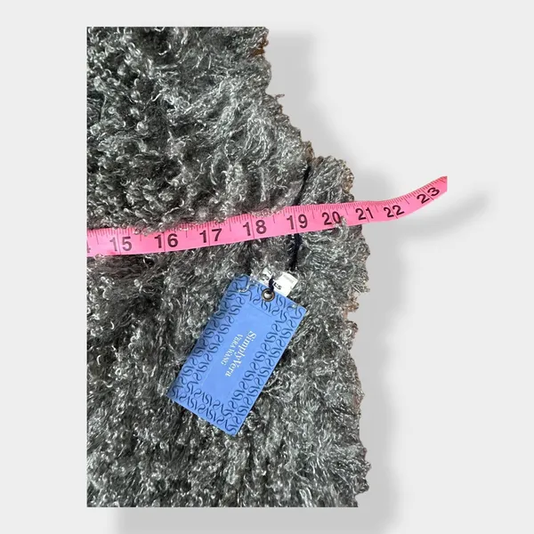 Simply Vera by Vera Wang NWT faux sheep fur vest‎ Size S/M - Image 4