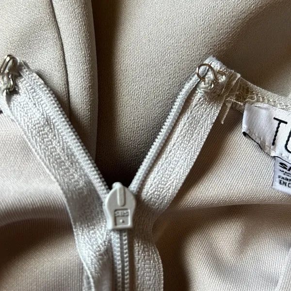TOBI Pull It Together Grey Bodycon Dress Size Small - Image 10