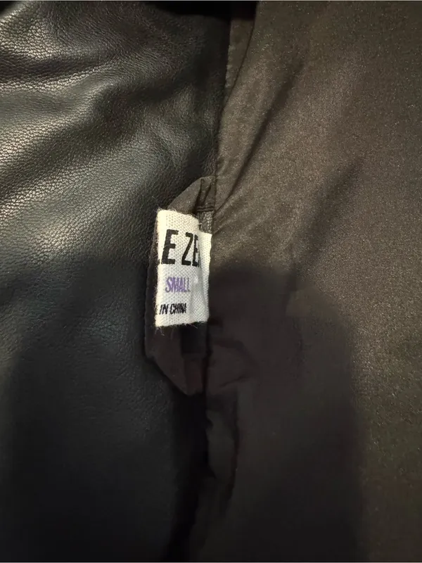 Double Zero Black Faux Leather Puffer Vest – Size S - Image 5