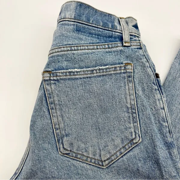 Abercrombie & Fitch Women’s Blue The 90s Straight Ultra High Rise Light Jeans-26 - Image 2