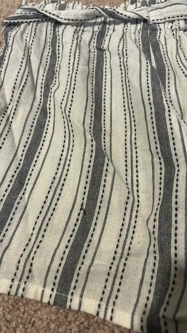 Planet Gold Linen Beach Short - Image 5