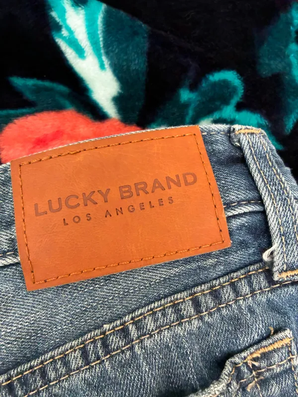 Lucky Brand Shorts Denim Boyfriend - Image 4