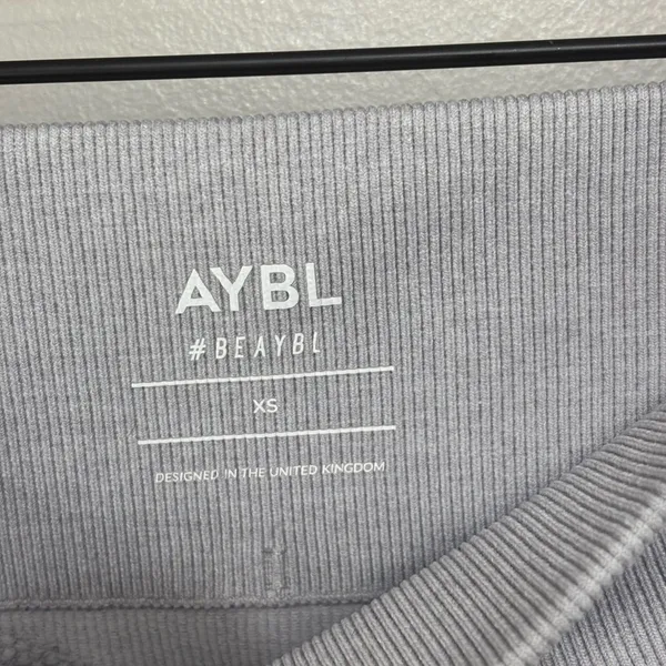 AYBL Empower Seamless Shorts in Light Gray 7” - Size XS - Image 5