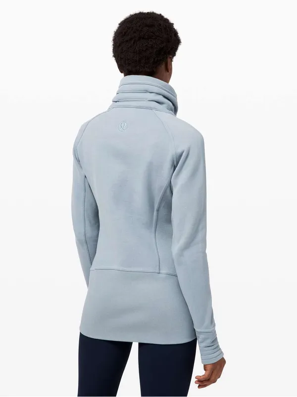 Lululemon Radiant Jacket II in Chambray Sz: 4 - Image 4