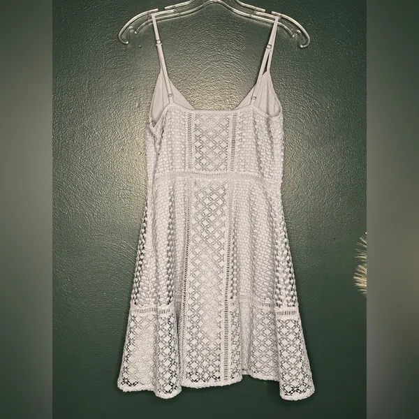 Abercrombie & Fitch Baby Blue Eyelet V-Neck Summer Beach Mini Dress - Image 3