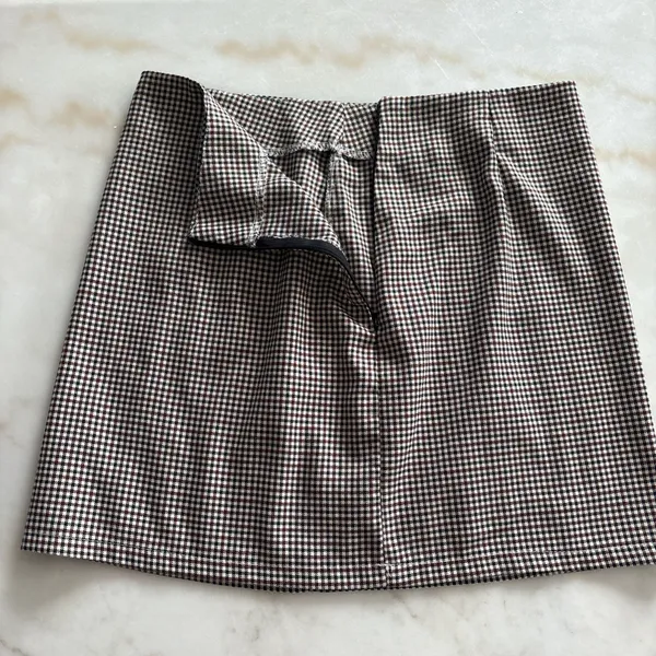 SHEIN Brown + white houndstooth-patterned mini or straight skirt Size L - Image 3