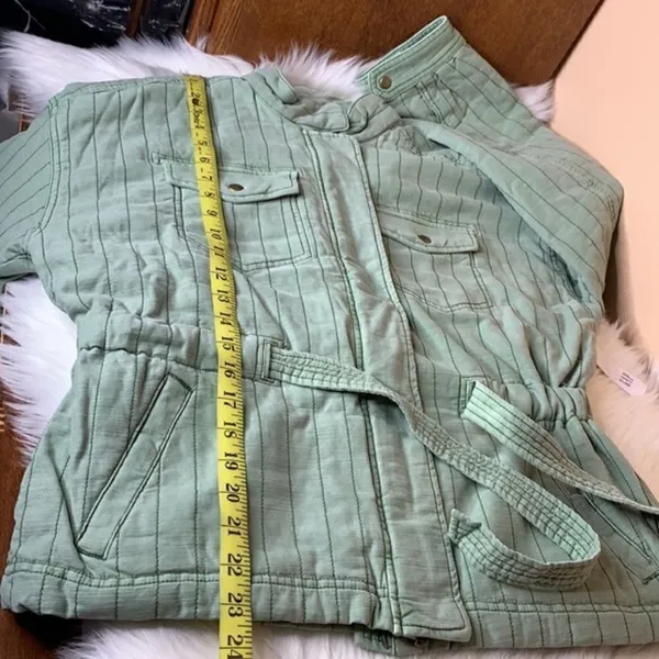 GAP Quilted Utility Belted Jacket In Green Dollar Size Medium - Image 14