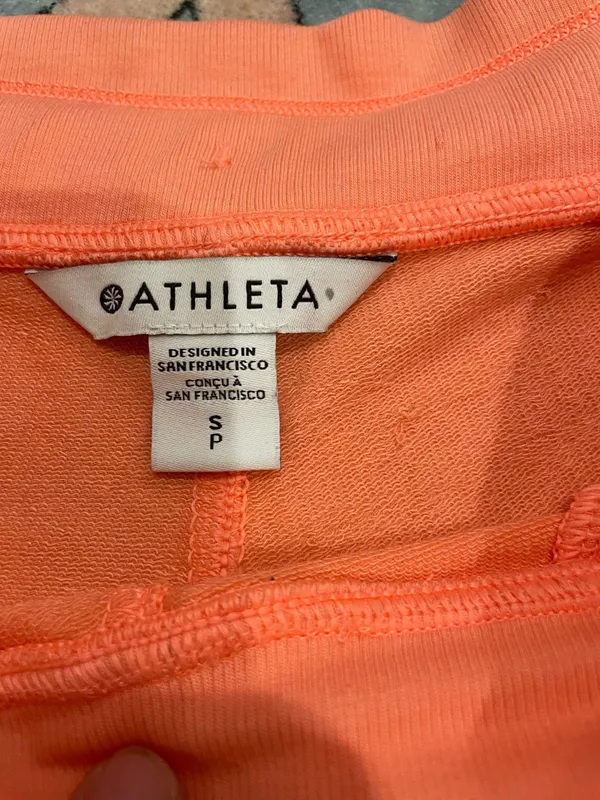 NWT Athleta soft shorts 4’ shortie pink coral size s - Image 4