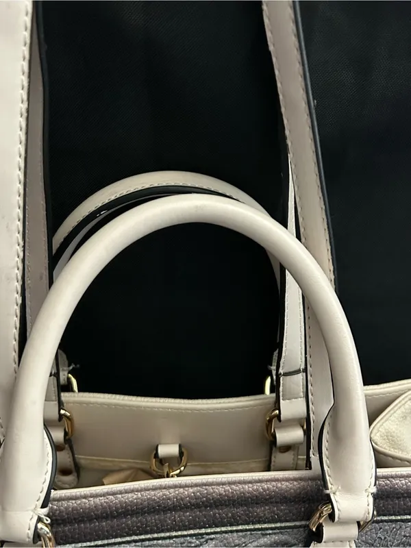 BFlairs Women’s Handbag with Elephant Print Gray & Cream - Image 8