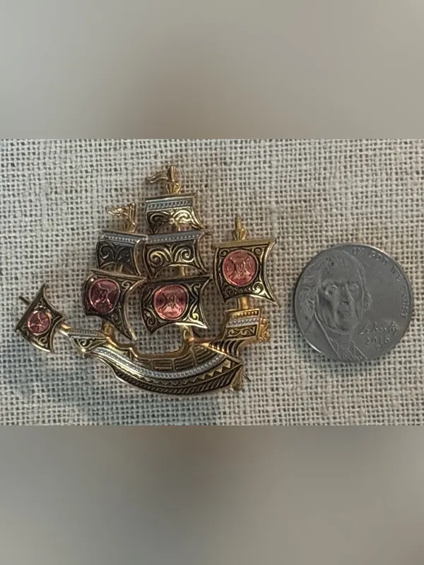 Vintage Damascene Gold And Red Pirate Ship Pin Stamped Spain - Image 3