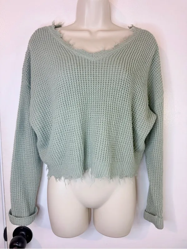 Moon & Madison Waffle Knit Crop Sweater Sage Green Distressed Hem Size M - Image 2