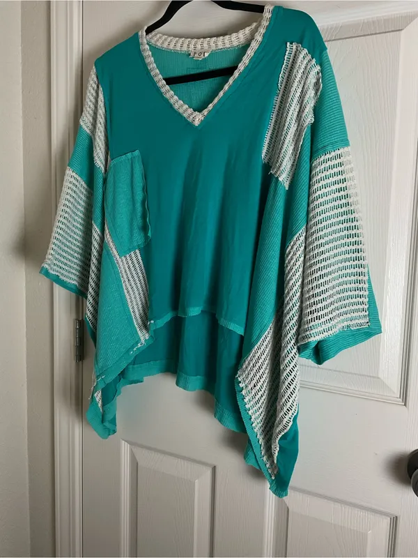 POL Bohemian Oversized Contrast Crochet Tunic Top – Teal & Cream – Size S - Image 3