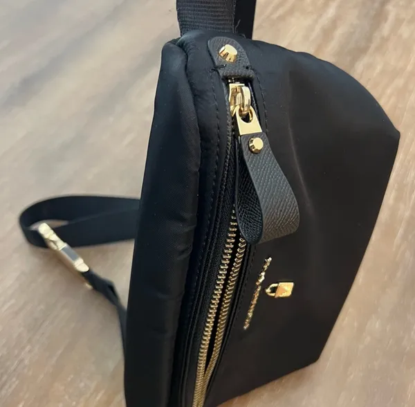 Michael Kors Black Waist Bag - Image 7