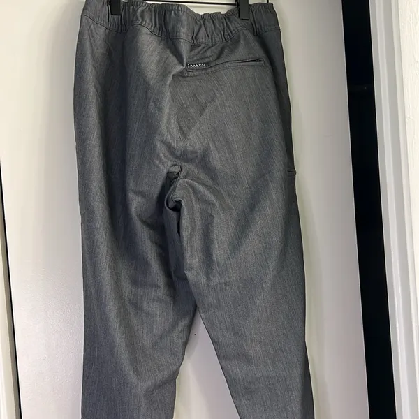 Jaanuu 5 pocket cargo jogger scrub pants NWT Size M - Image 7