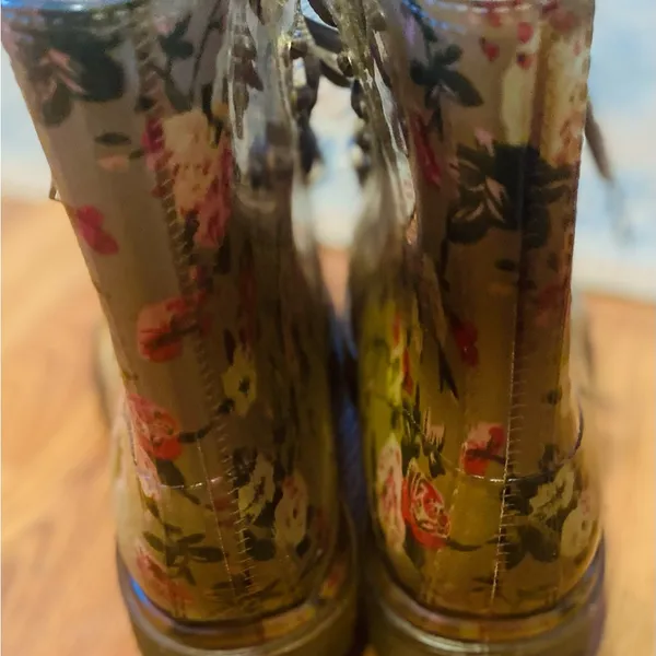 floral Roses Bootie shoes Clear Rubber Women size 38 /7.5 - Image 4