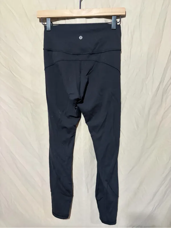 Lululemon In Movement 7/8 Tight *Everlux 25" - Image 3