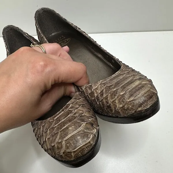 Stuart Weitzman for Scoop NYC Snakeskin Platform Pumps‎ Brown Python Heels 6M - Image 9