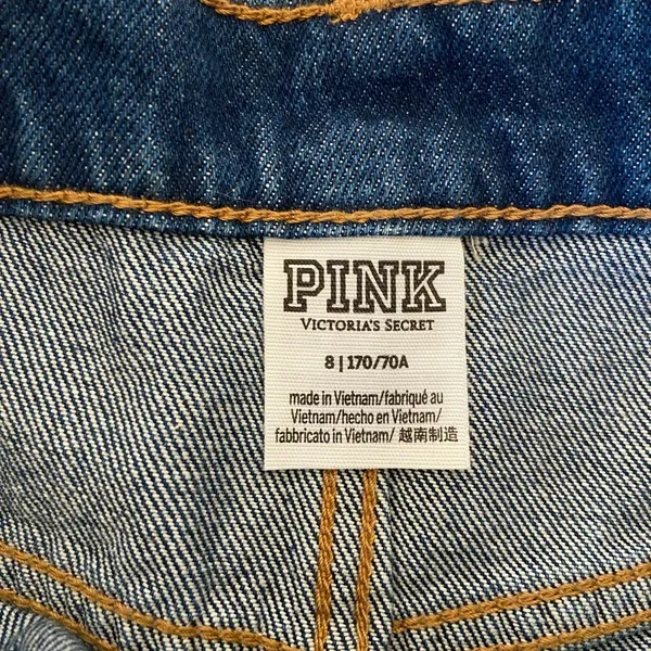 NWOT | Victoria’s Secret PINK women’s denim shorts —‎ size 8 - Image 4