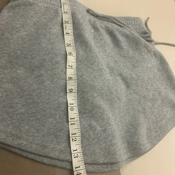 Shorts Gray Athletic Shorts with Elastic Waistband and Fleece Texture Medium - Image 4