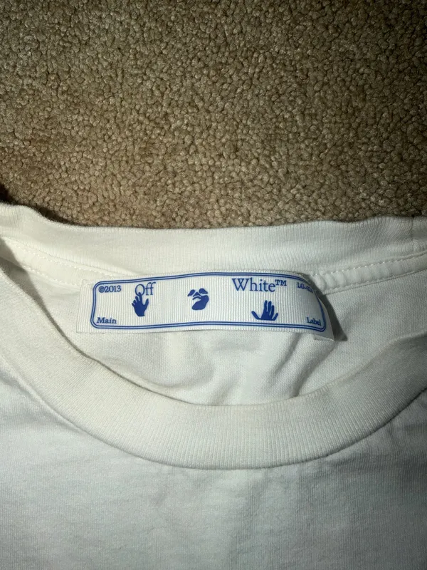 Off-White T-Shirt - Image 4
