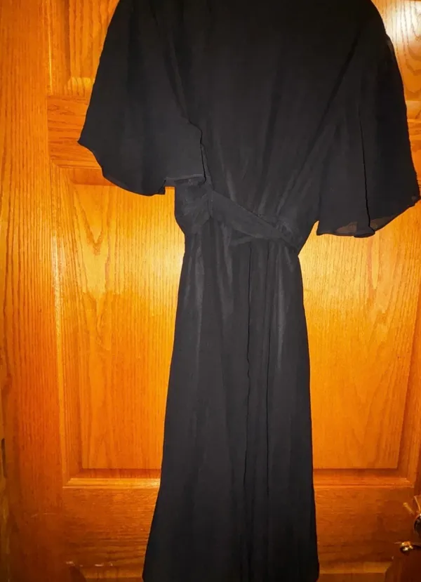 Versatile Black Dress with tie waist - Image 2