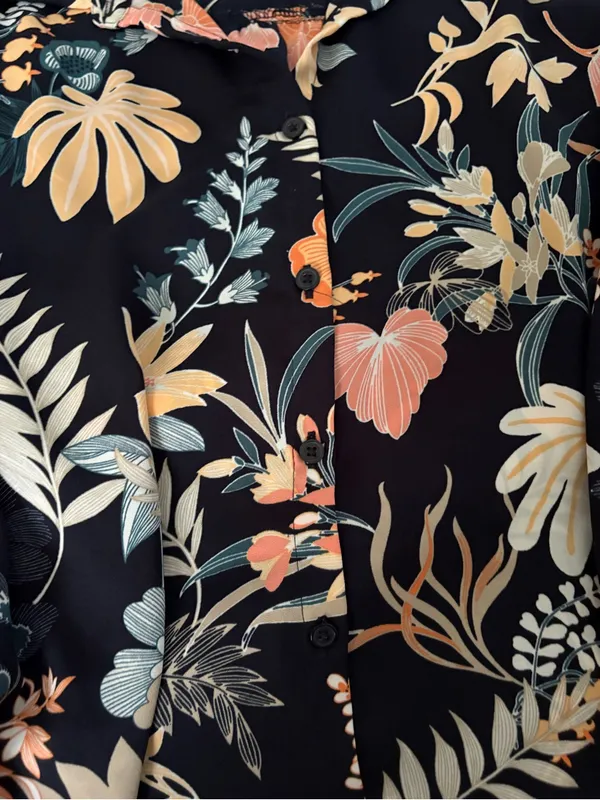 LOFT Black Floral Short-Sleeve Button-Front Blouse - Image 3