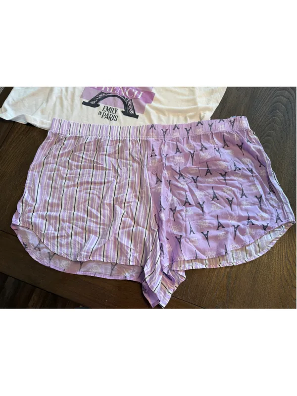 Emily in Paris Pajama Set 2X White Purple EUC - Image 3