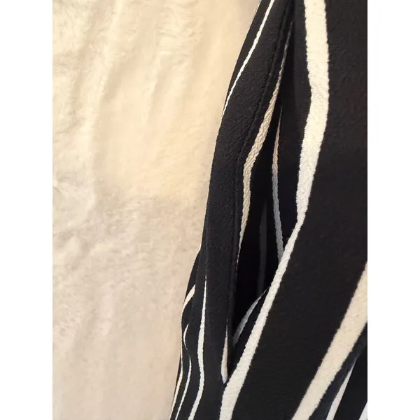 LuLaRoe‎ Amelia Dress Small Black White Striped Short Sleeve Pocket Fit Flare S - Image 6
