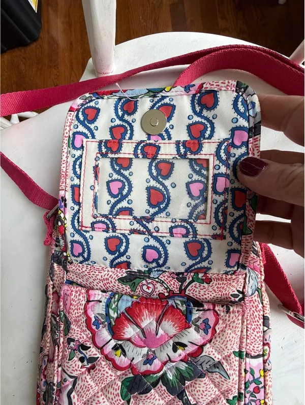 Vera Bradley Small Crossbody Bag in Pink Floral Quilted Cotton - Image 8
