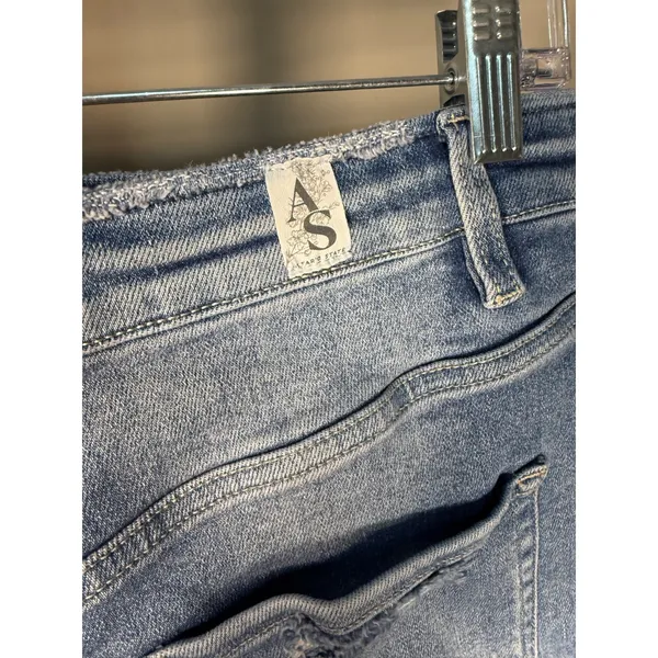 Altar'd State Distressed Denim Shorts Frayed Hem Festival‎ Boho Size XL - Image 3