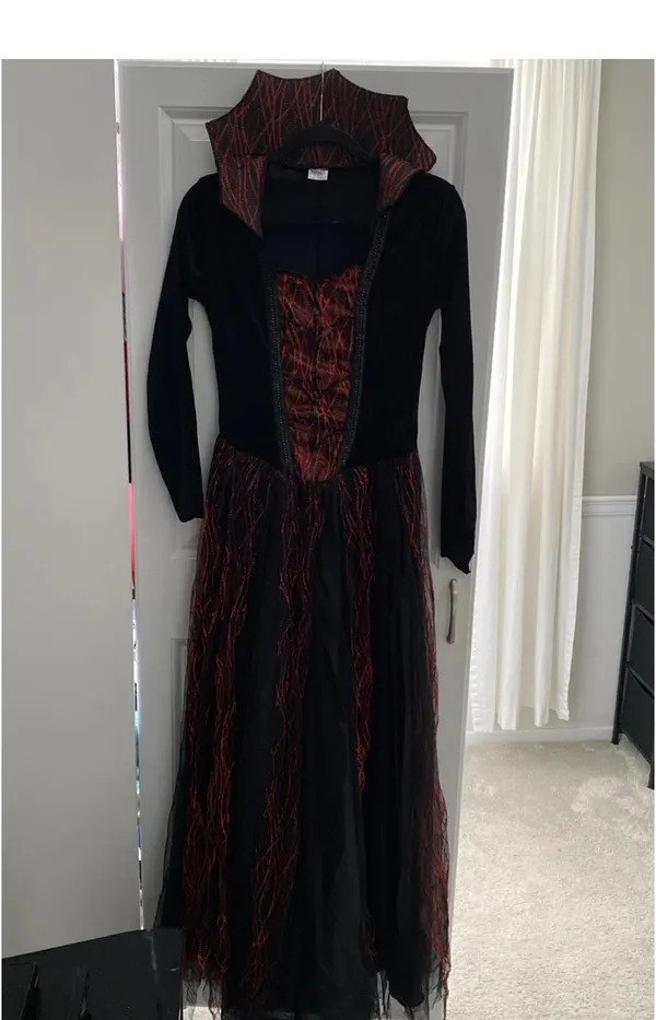 Spirit Halloween Queen Of The Underworld Whimsigoth Costume Adult Small 4-6 - Image 13