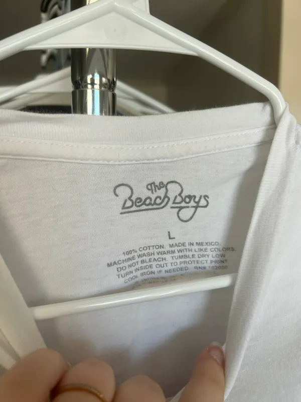 beach boys vintage shirt White Size L - Image 2