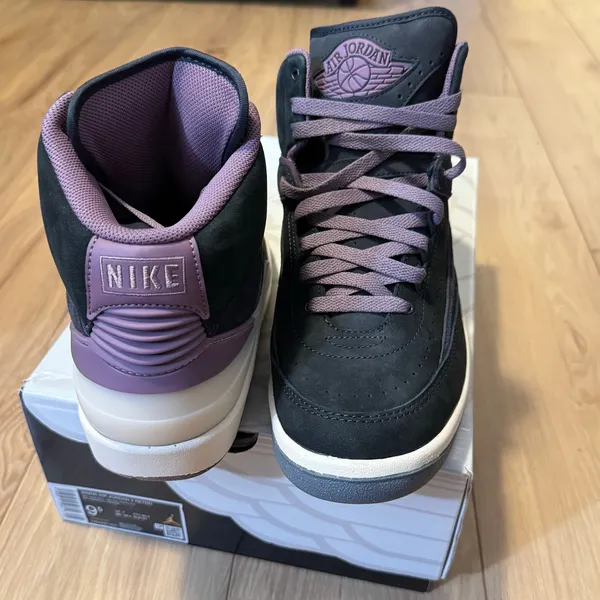 •NEW• Air Jordan 2 Retro 'NOIR MAUVE' Sneakers in Purple & Gray • 8M / 9.5W - Image 4