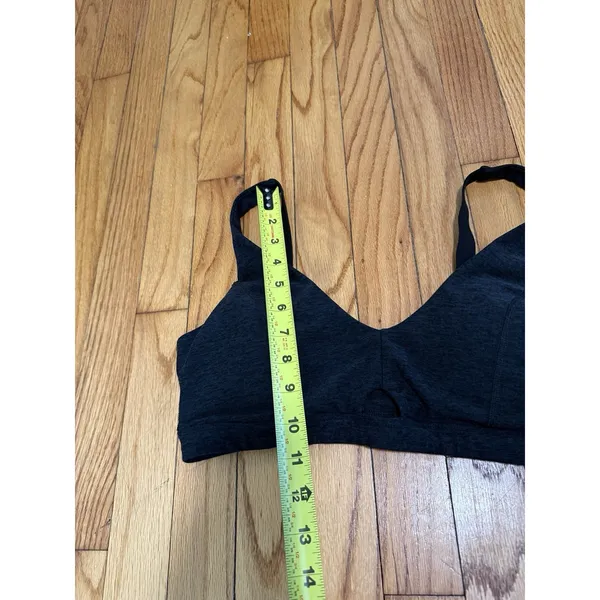 Beyond Yoga Spacedye Cut To Bra in Gray Size Medium - Image 5