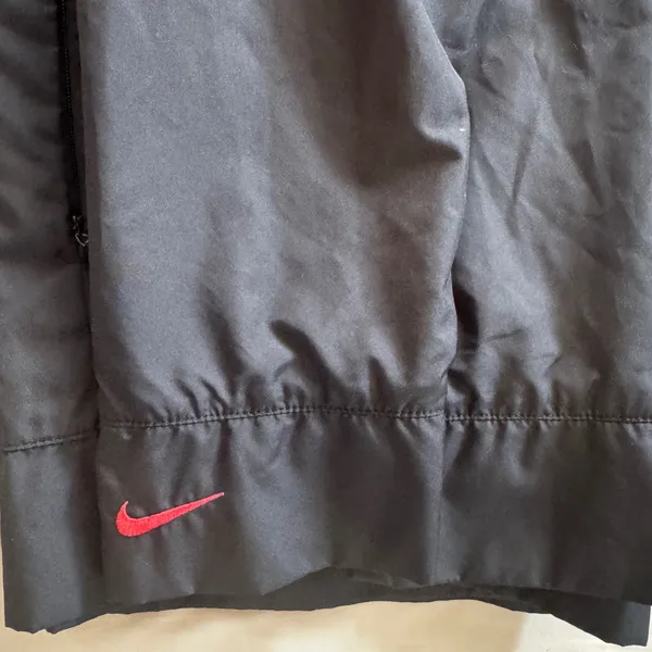 Nike Windbreaker Jacket Black Full Zip Hooded Mesh Lined‎ Sporty Women Small 4-6 - Image 9