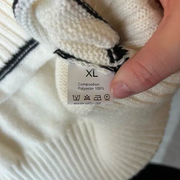 SheIn White turtleneck sweater - Image 3