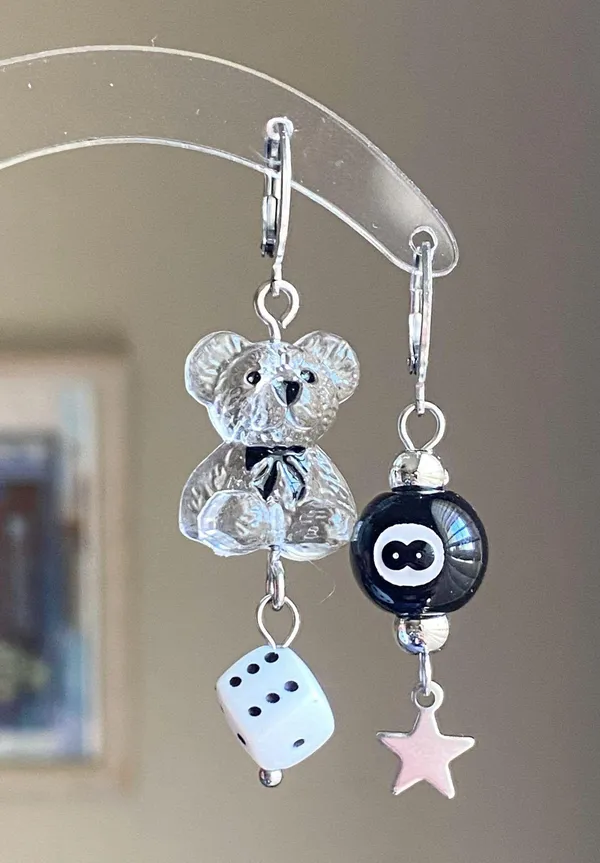 Handmade y2k retro kawaii funky style dangle earrings  - Image 3