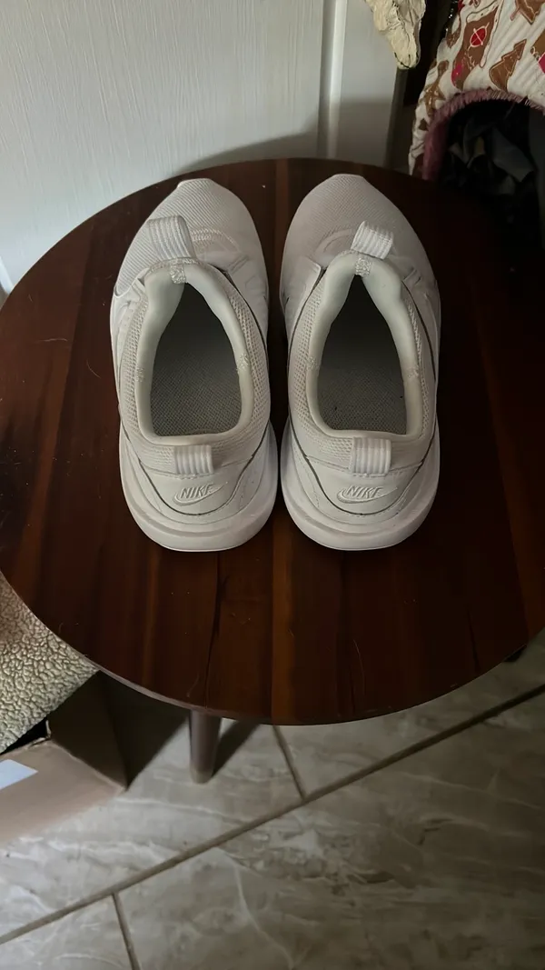 Nike Women’s Slip-On Sneakers - Image 2