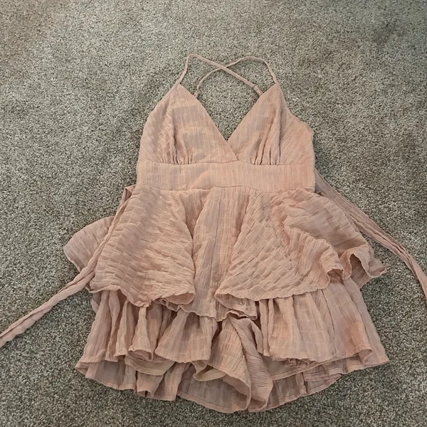 Style Rack Pink Textured Ruffle Tiered‎ Mini Dress Spaghetti Strap Size Medium - Image 6