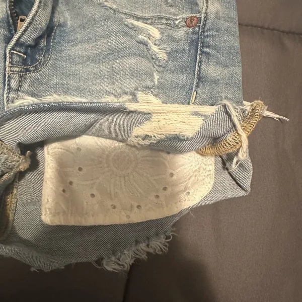 American Eagle Denim Shorts - Image 5