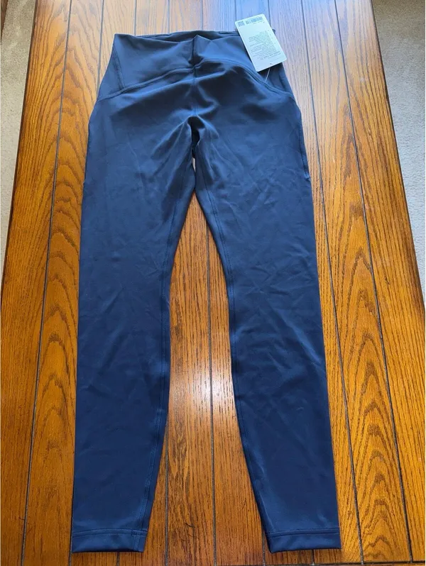 Lululemon Instill High Rise 28” True Navy Size 8 NWT - Image 3