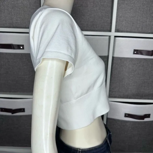 OFFLINE By Aerie Sidewalk Seamless Cropped T-Shirt Size Medium - Image 10