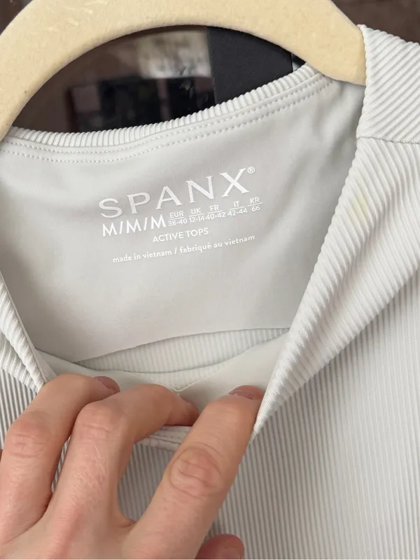SPANX activate contour mock neck tank top sleeveless greige neutral high crop - Image 2