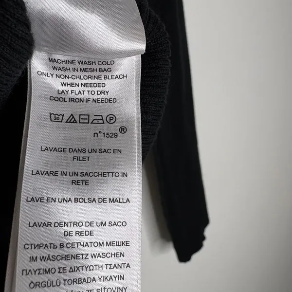 Lauren Ralph Lauren Black Ribbed Knit Long Sleeve Top M Silver Crest Button Cuff - Image 9