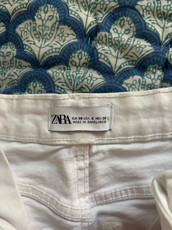 Zara white denim shorts  - Image 3