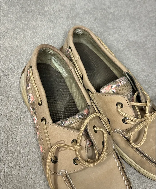 Sperry Tan Boat Shoes with Floral Accents - Image 4