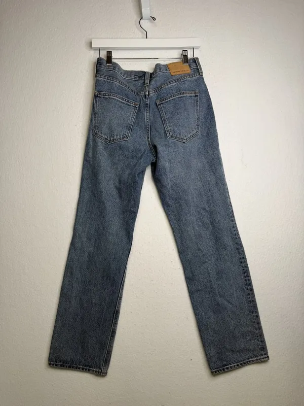 Aritzia Denim Forum The Joni Mid Rise Loose 29L Straight Leg Jeans - Image 3