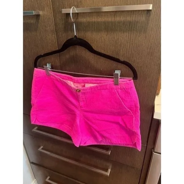 Lilly Pulitzer Textured Shorts barbie‎ pink 4" Pink Size 6 - Image 2