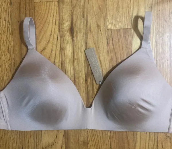 SKIMS Wireless Bra 38D - Image 2