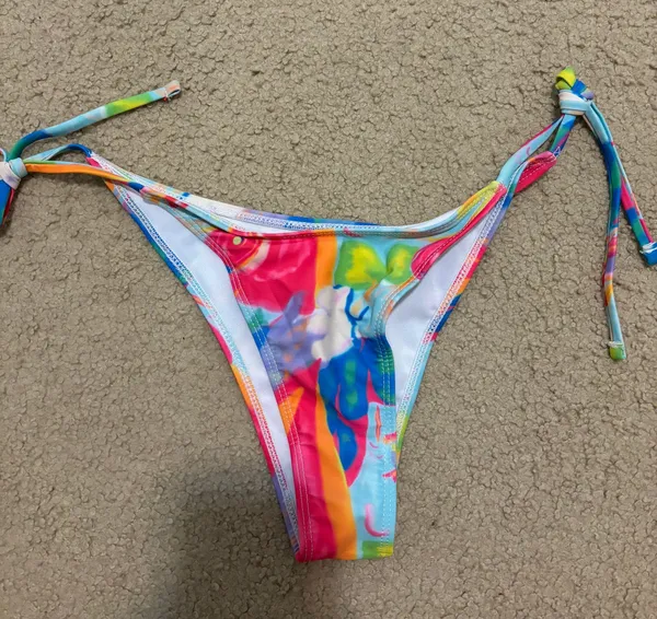 bikini - Image 4